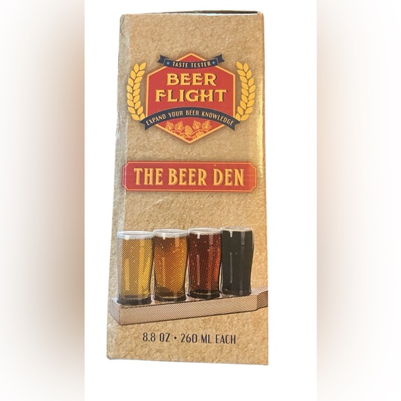 NEW BEER FLIGHT TASTE TESTER 4 CRAFT BEER GLASSES ON WOOD TRAY IN BOX - Picture 4 of 8
